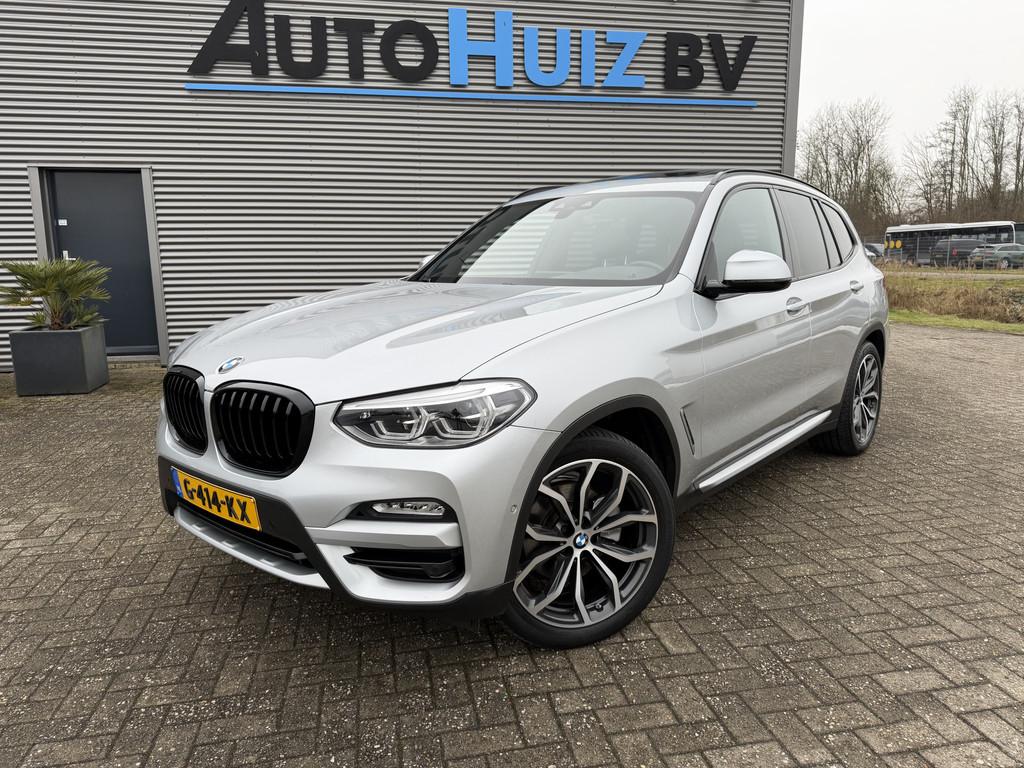 BMW X3 sDrive20i High Executive xLine Panoramadak Trekhaak L, Achterwielaandrijving, Gebruikt, Euro 6, 4 cilinders