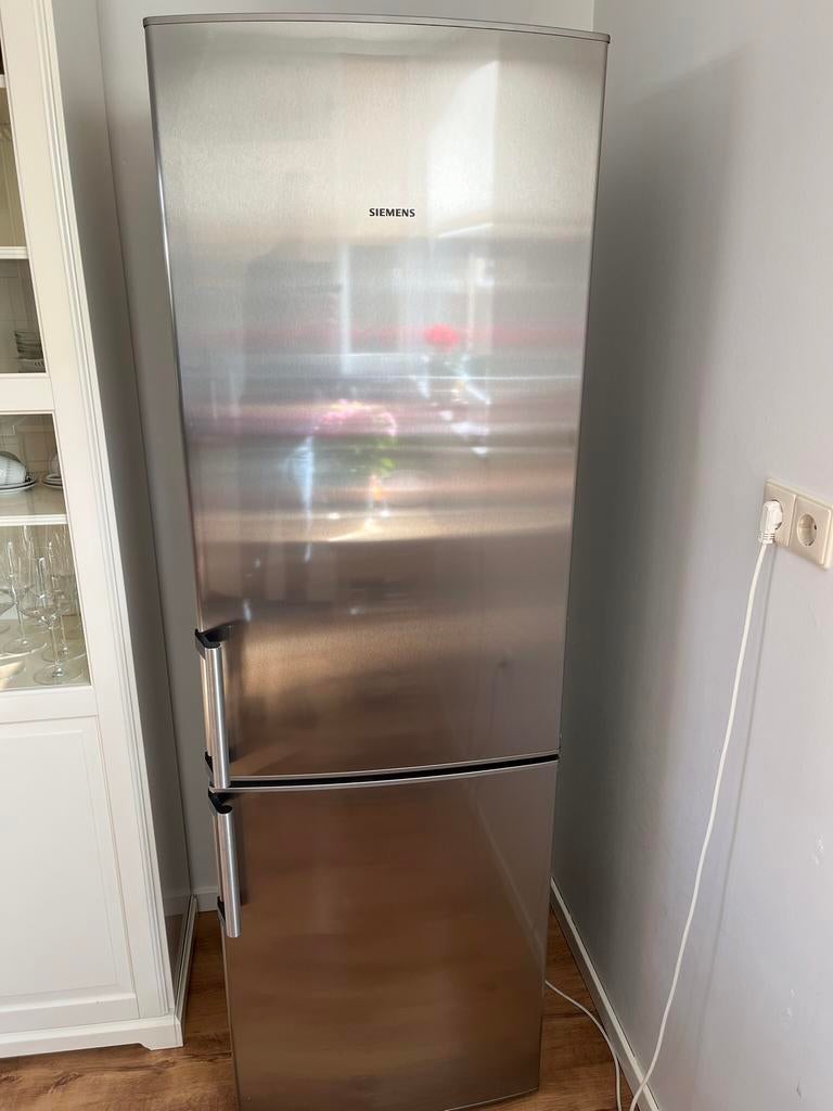 RVS Siemens koel- vries combinatie KG36VX77, Witgoed en Apparatuur, Koelkasten en IJskasten, Gebruikt, Met aparte vriezer, 200 liter of meer