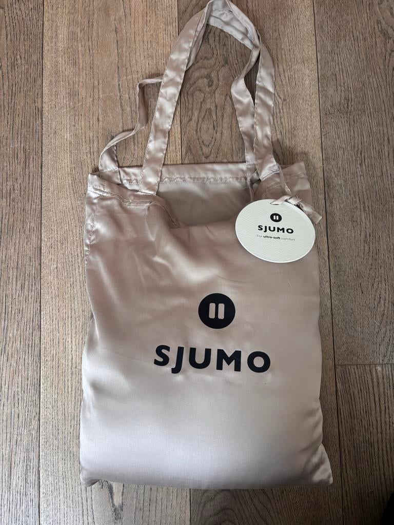 Sjumo Tencel Satijn Dekbedovertrek 240x220 Honey Glow, Beige, Dekbedovertrek, Tweepersoons, Ophalen of Verzenden