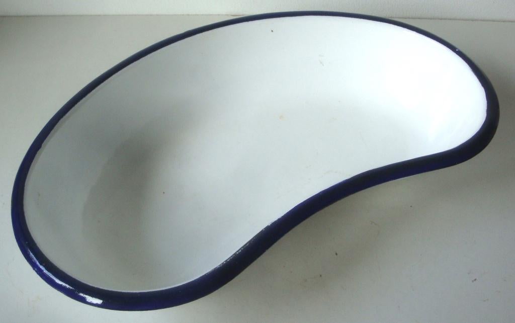 Witte emaille nierbekken met blauwe rand in goede staat, Ophalen of Verzenden