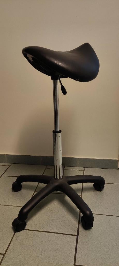 Ergonomische verrijdbare zadelkruk, gasgeveerd, Huis en Inrichting, Bureaustoelen, Ophalen, Zwart, Zo goed als nieuw, Bureaukruk