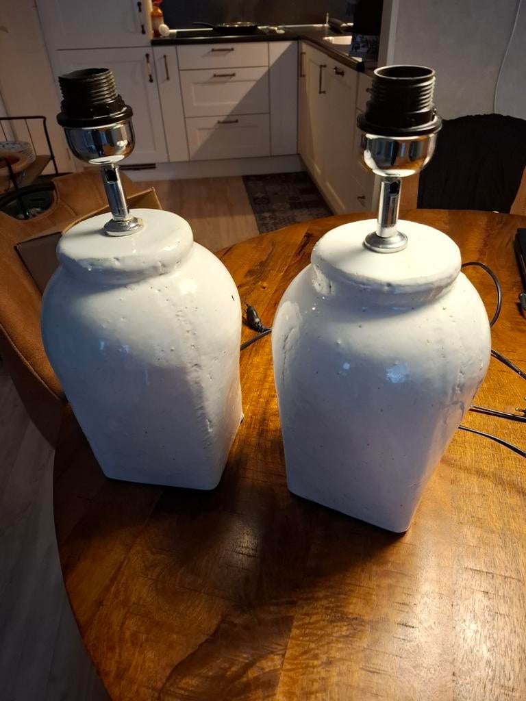 Te koop, 2 mooie lampen, Huis en Inrichting, Lampen | Tafellampen, Ophalen, Zo goed als nieuw, Minder dan 50 cm