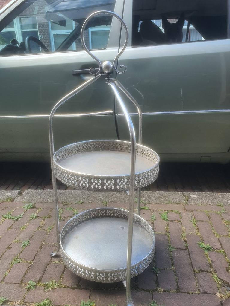 Zilverkleurige Etagere met 2 Lagen, Overige materialen, Gebruikt, Schaal, Rond