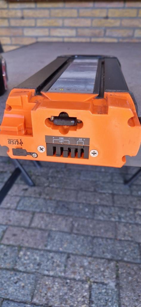 accu  qwic, Fietsen en Brommers, Fietsaccessoires | Fietsaccu's, Ophalen of Verzenden, Gebruikt