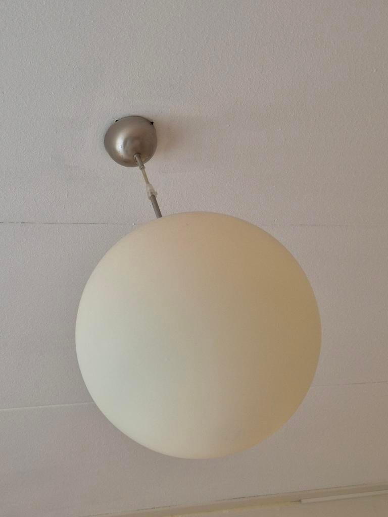 Bolvormige plafondlamp - Melkglas, Ophalen, Modern, Klassiek, Gebruikt, Glas