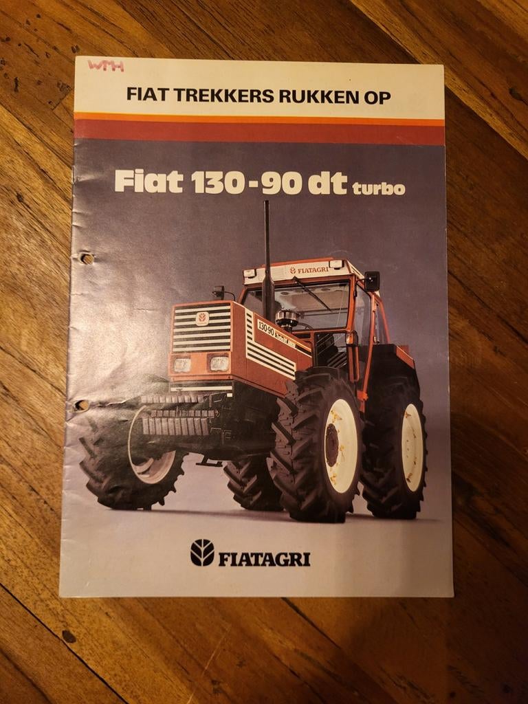 tractor folder Fiatagri Fiat 130-90 DT turbo, Boeken, Ophalen of Verzenden, Zo goed als nieuw