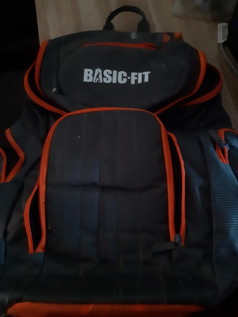 Basic-Fit rugzak - Ideaal voor sport en vrije tijd, Gebruikt, 25 tot 40 cm, Ophalen, Overige merken