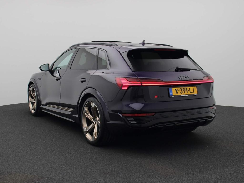 Audi Q8 e-tron S quattro SQ8 115 kWh Navigatie | Camera | Le, Auto's, Audi, Automaat, 12 maanden, 2625 kg, 1800 kg