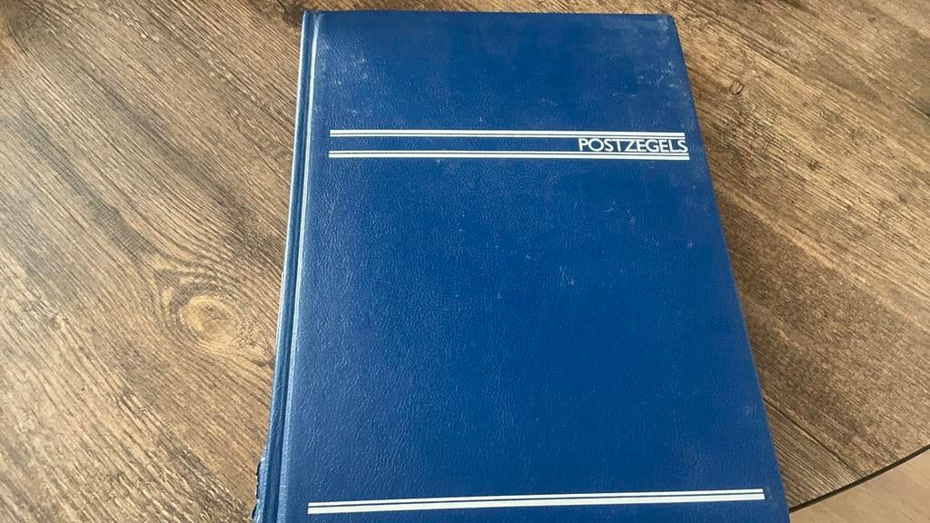 Verzameling Suriname en Ned Antillen, pf met plakker(14), Postzegels en Munten, Postzegels | Volle albums en Verzamelingen, Ophalen of Verzenden