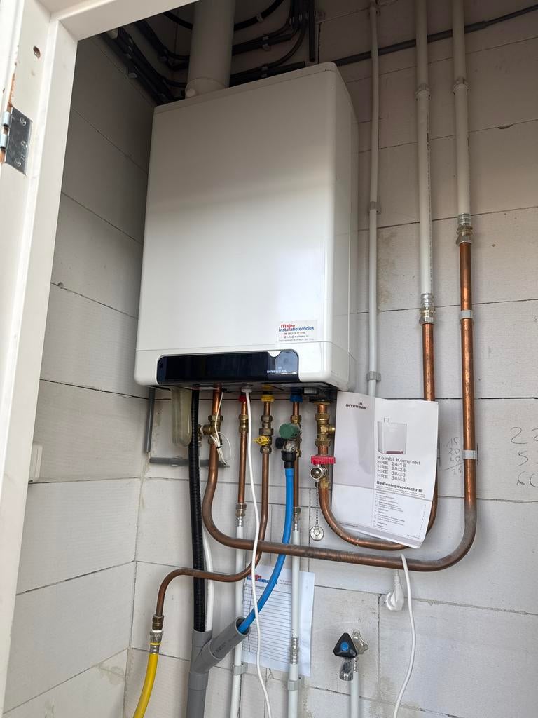 2 Intergas combi cv ketels , bouwjaar 2014, Ophalen, Gebruikt, Hoog rendement (Hr), Cv-ketel of Combi-ketel