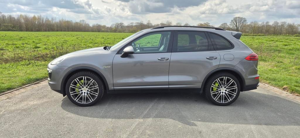 Porsche Cayenne 3.0 V6 E-hybrid S Porsche Approved garantie, Auto's, Porsche, Automaat, Cayenne, Zwart, 2995 cc