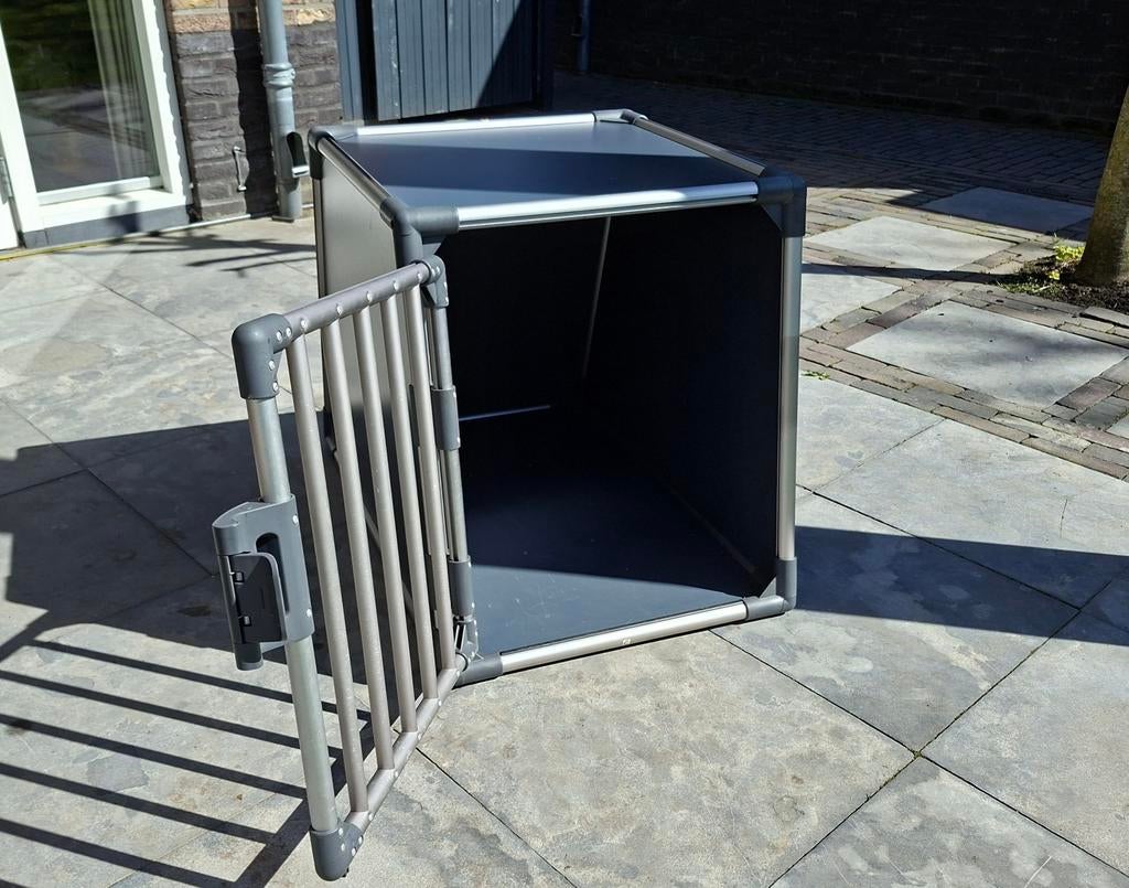 Honden vervoer - TrixieTranspotbox M Aluminium Grafiet, Dieren en Toebehoren, Ophalen, Gebruikt