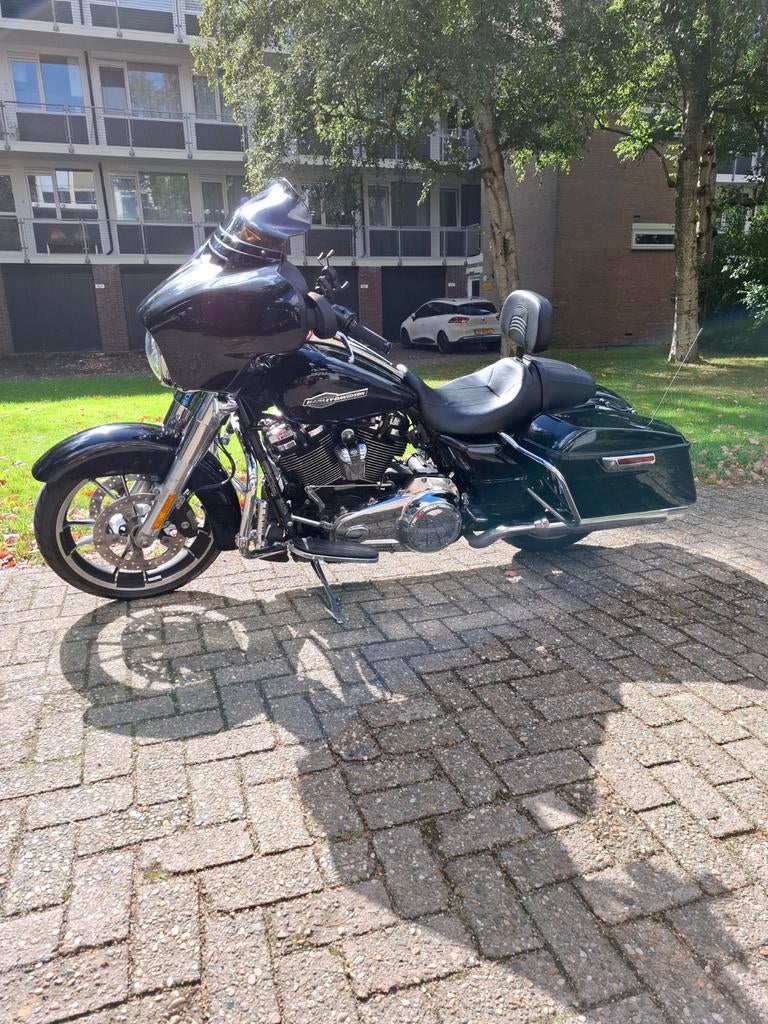 Harley-Davidson Street Glide - Iconische Toermotor, 2 cilinders, Motorrijbewijs A, Particulier, Meer dan 35 kW