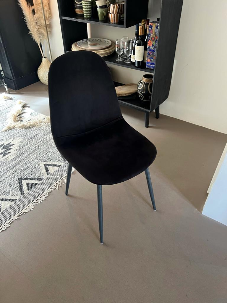 6 zwarte velvet stoelen, Huis en Inrichting, Stoelen, Ophalen, Zwart, Zo goed als nieuw, Stof