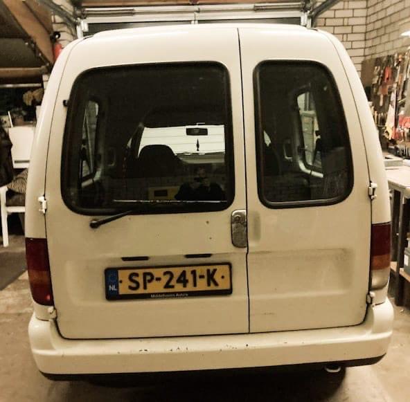 Volkswagen Caddy 1.4 Kombi 44KW 2001 wit, Auto's, Bestelauto's, Stof, 4 cilinders, Volkswagen, Wit