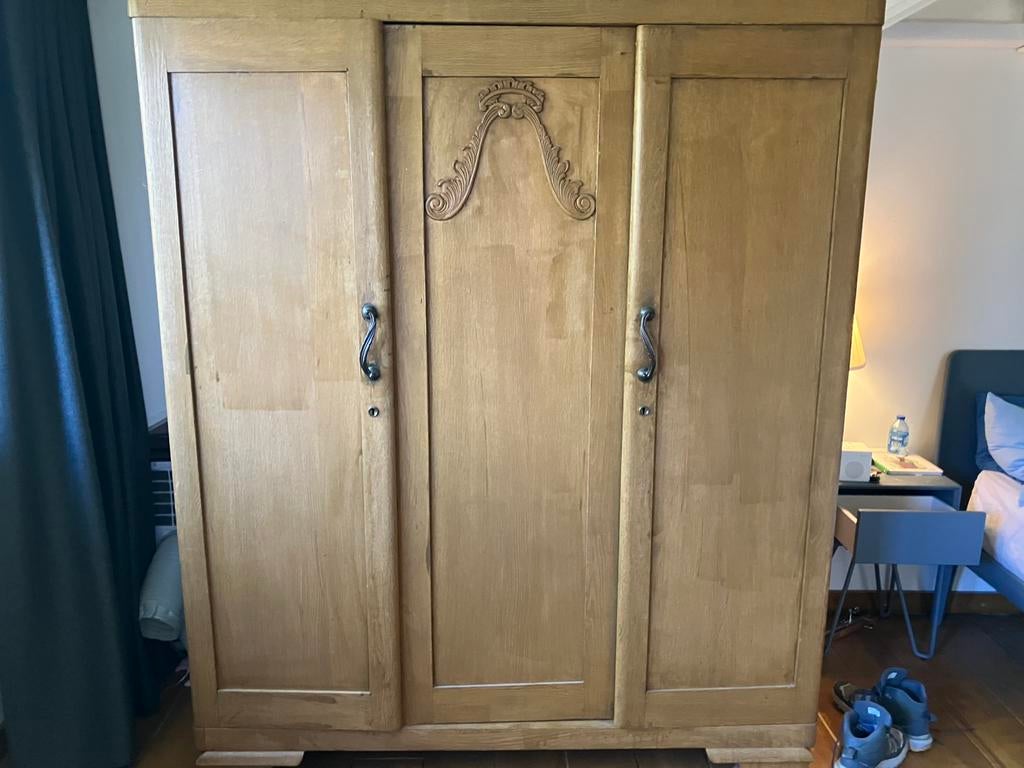 Kledingkast, Ophalen, Met deur(en), Gebruikt, 150 tot 200 cm