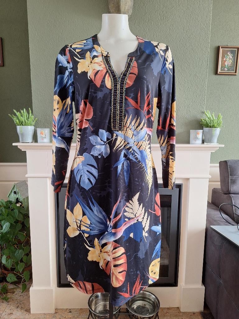 K-Design K Design prachtige jurk M 38 40, Kleding | Dames, Maat 38/40 (M), K-design, Zo goed als nieuw, Knielengte