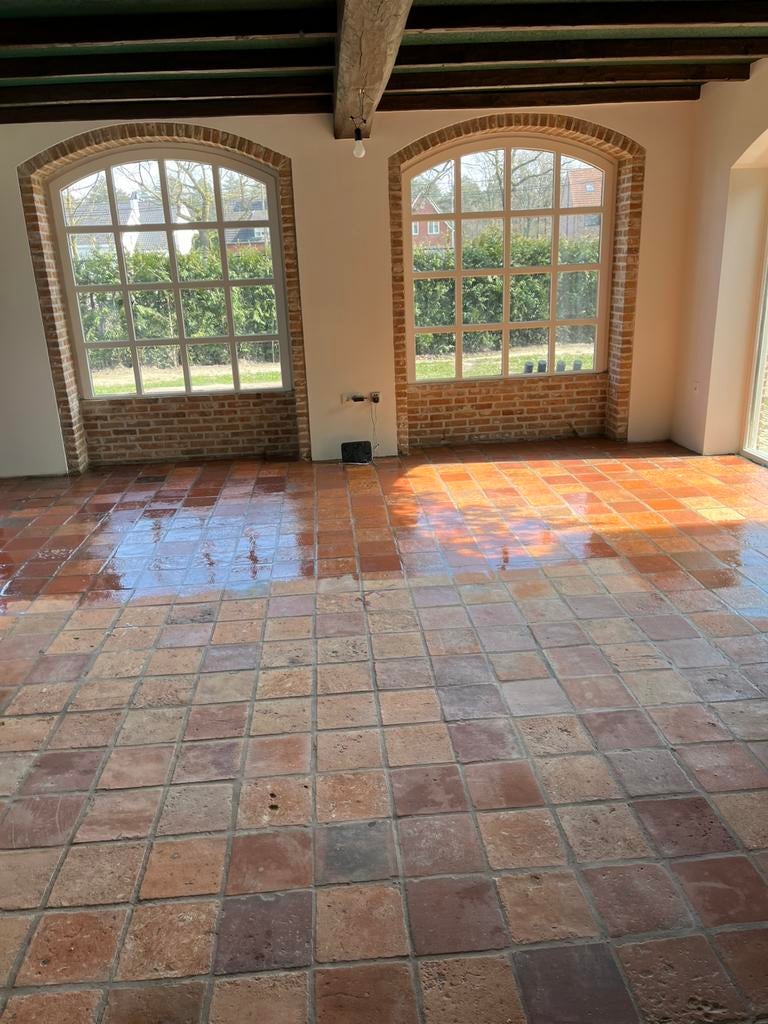 Antieke plavuizen estrikken schoonmaken, Gebruikt, Plavuizen, Plavuizen, Ophalen of Verzenden