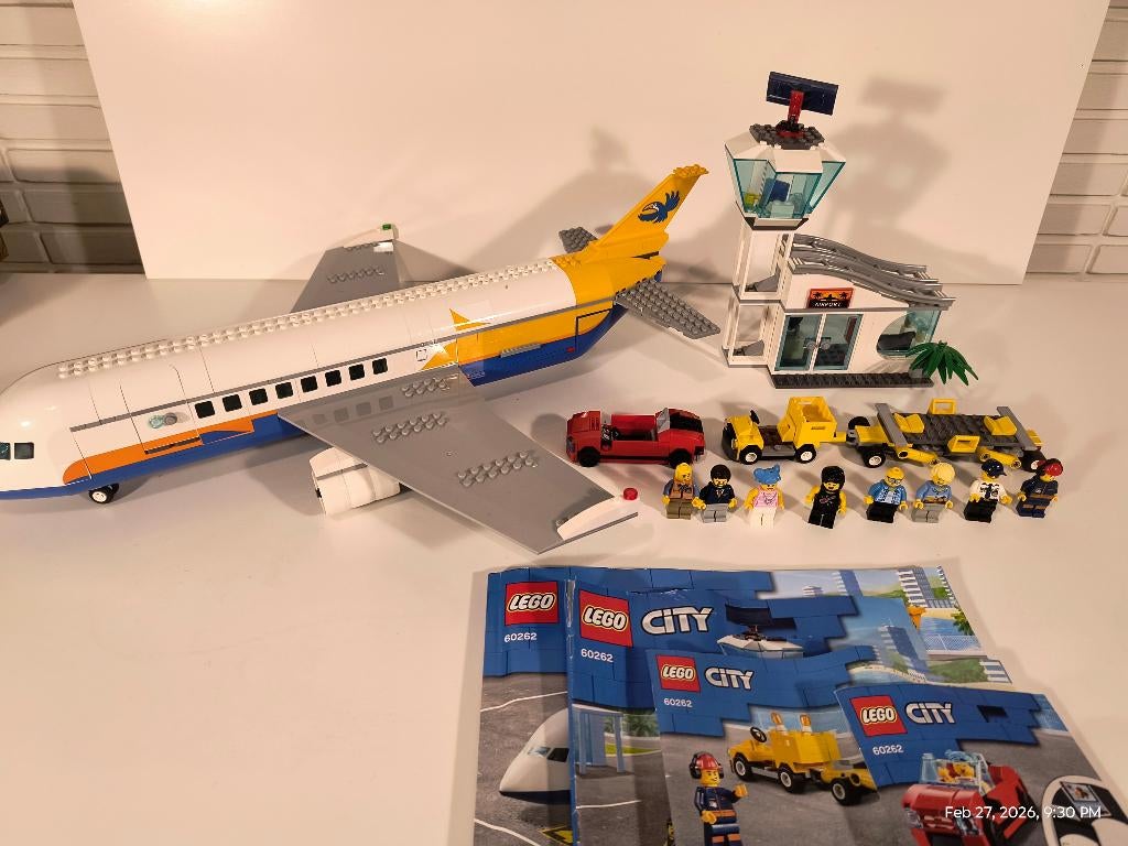 LEGO City 60262 Passenger Airplane met alle minifiguren, Ophalen of Verzenden, Zo goed als nieuw, Complete set, Lego