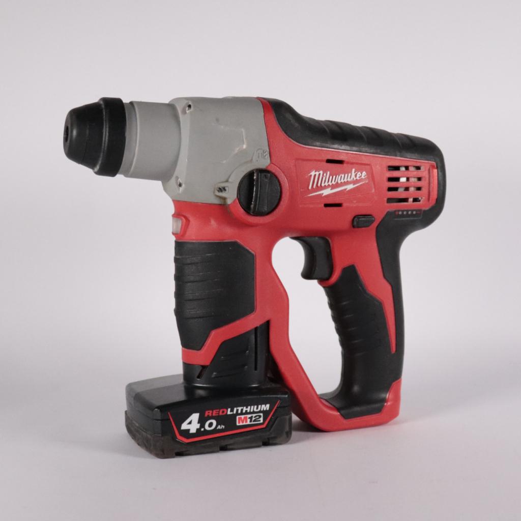 Milwaukee M12 H - Gebruikt, Milwaukee, Gebruikt, Support@milwaukee.com, Milwaukee Electric Tool Corporation, 13135 W. 
Lisbon Road, Brookfield, WI 53005
USA