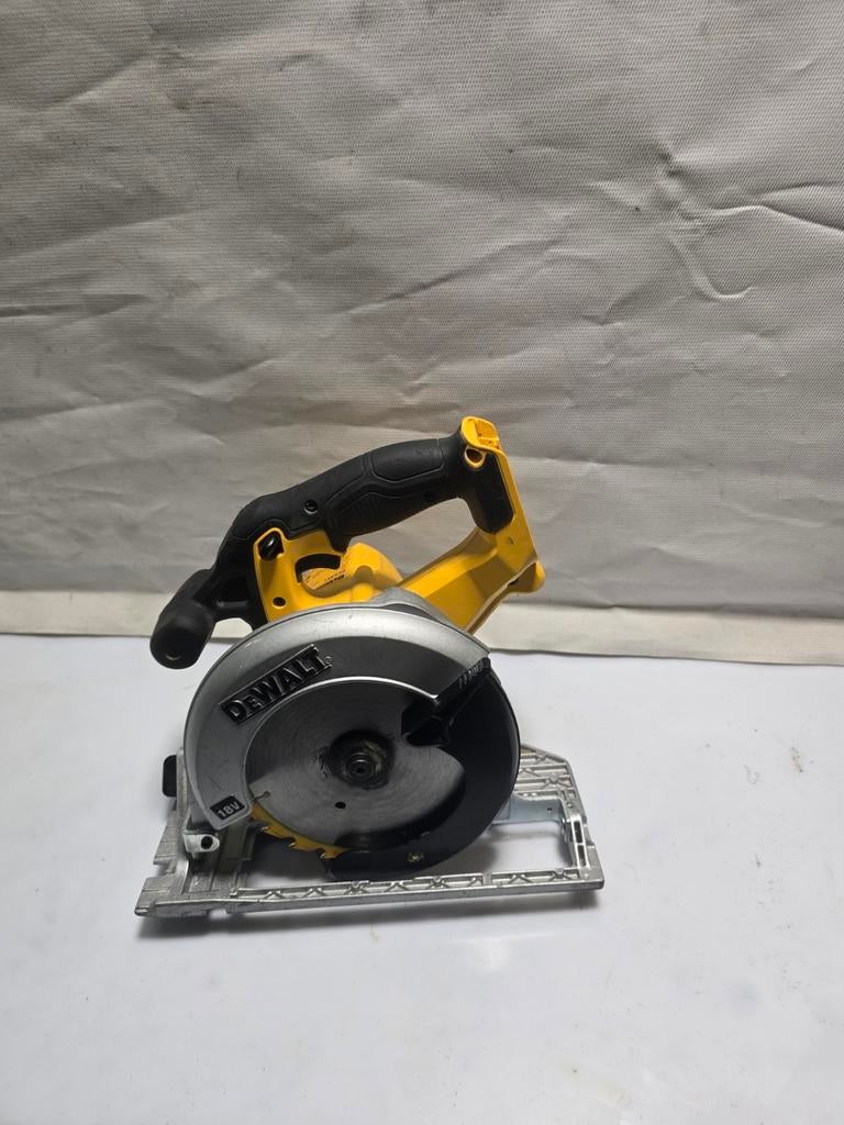 Dewalt accu cirkelzaag 18V body, Ophalen of Verzenden, Dewalt, N.v.t, N.v.t
