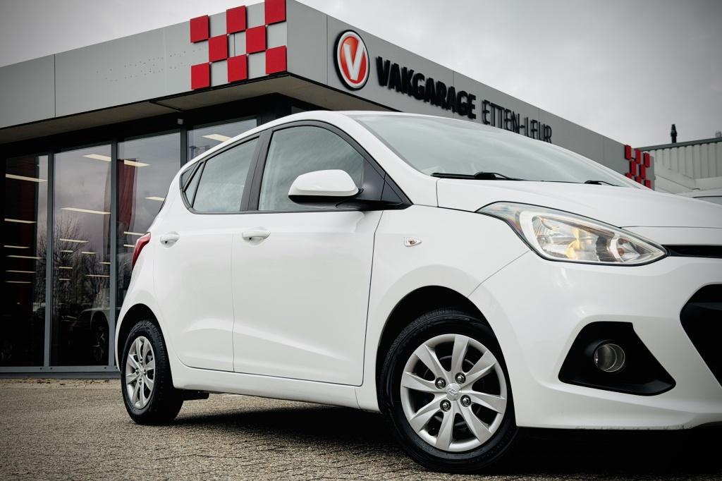 Hyundai i10 1.0i i-Motion Comfort | CLIMA | CRUISE, 65 pk, 12 maanden, Stof, Gebruikt