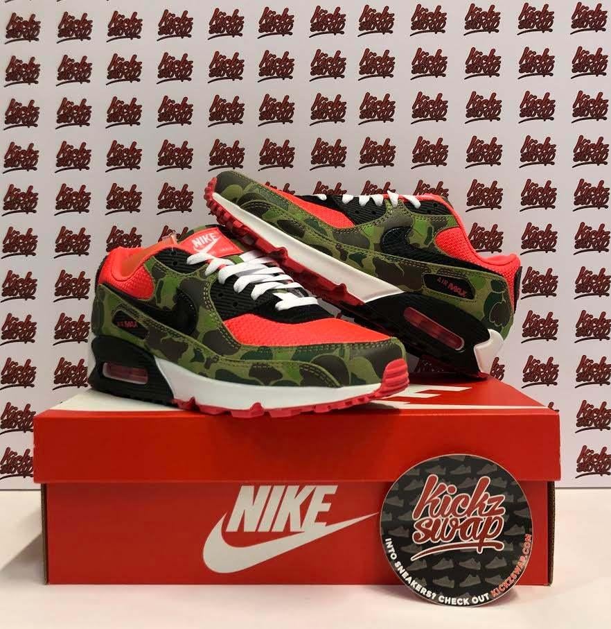 Nike Air Max 90 Reverse Duck Camo | EU 42, Kleding | Heren, Schoenen, Zo goed als nieuw, Sneakers of Gympen, Overige kleuren, Ophalen of Verzenden