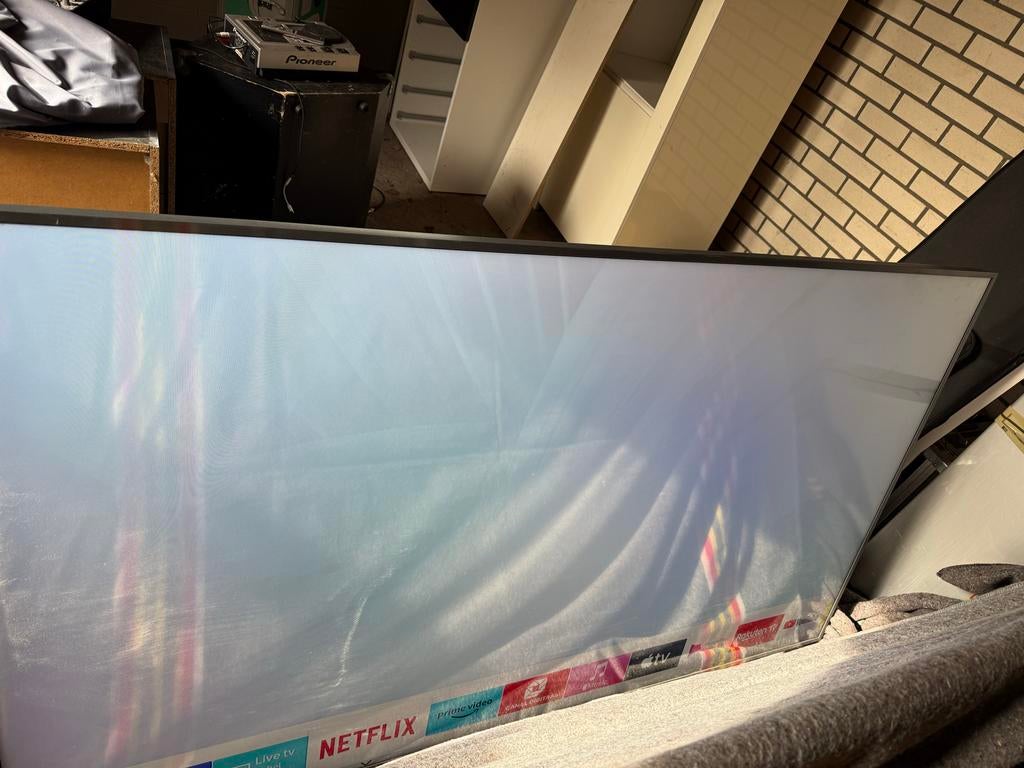 Samsung 82 inch Smart TV - Groot formaat kijkplezier, Ophalen, 50 Hz, Samsung, 100 cm of meer