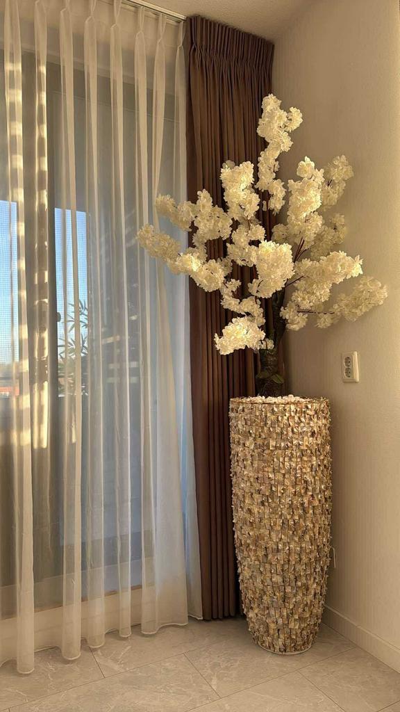 Luxe schelpenvazen met bloesemboom, Huis en Inrichting, Woonaccessoires | Vazen, Ophalen of Verzenden, Zo goed als nieuw