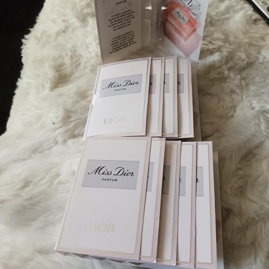 MISS DIOR parfum proefjes...10 stuks..nieuw, Sieraden, Tassen en Uiterlijk, Uiterlijk | Parfum, Ophalen of Verzenden, Nieuw