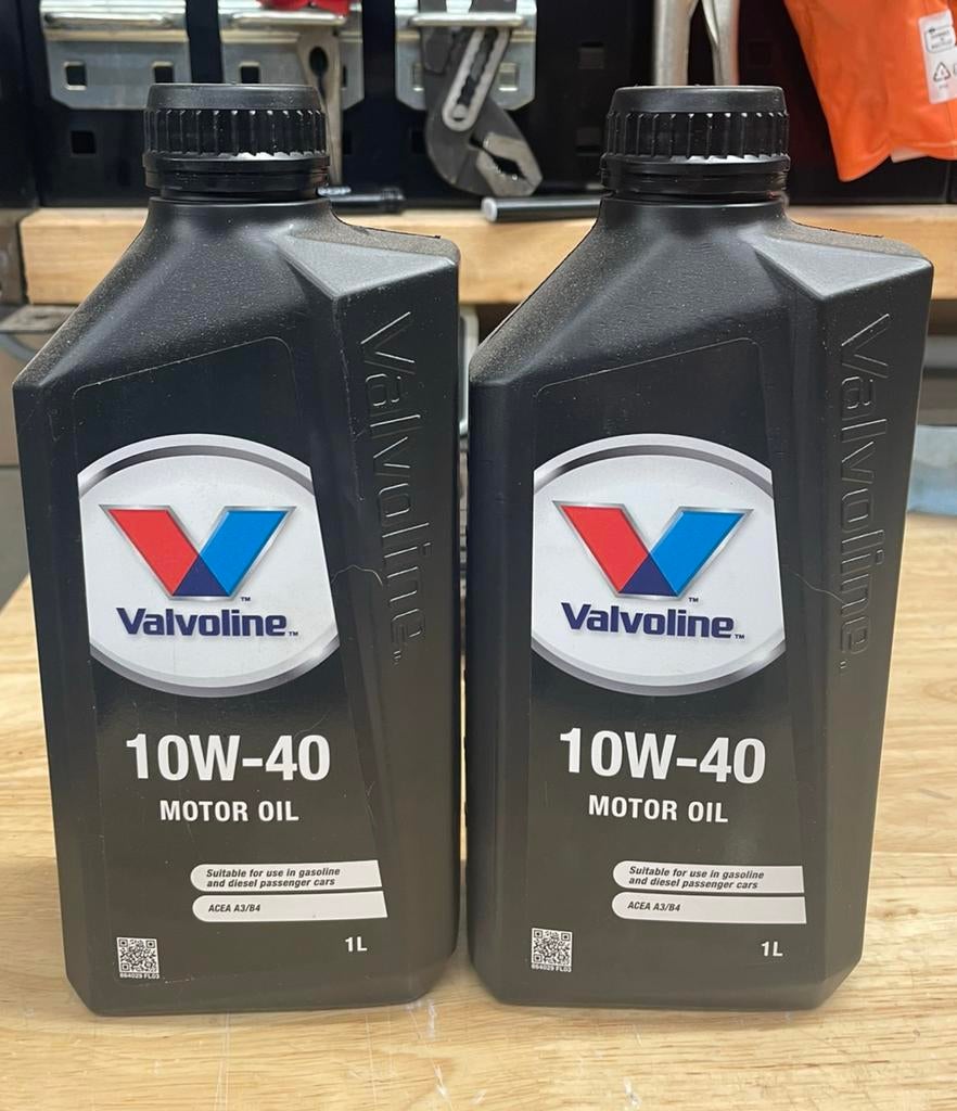 2X 1L Valvoline 10W40 & 2X 1L Valvoline 15w40, Ophalen