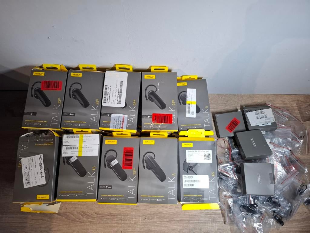 125x Jabra Headsets Retourpartij - Mix van Modellen, Telecommunicatie, Mobiele telefoons | Oordopjes, Ophalen of Verzenden, Niet werkend