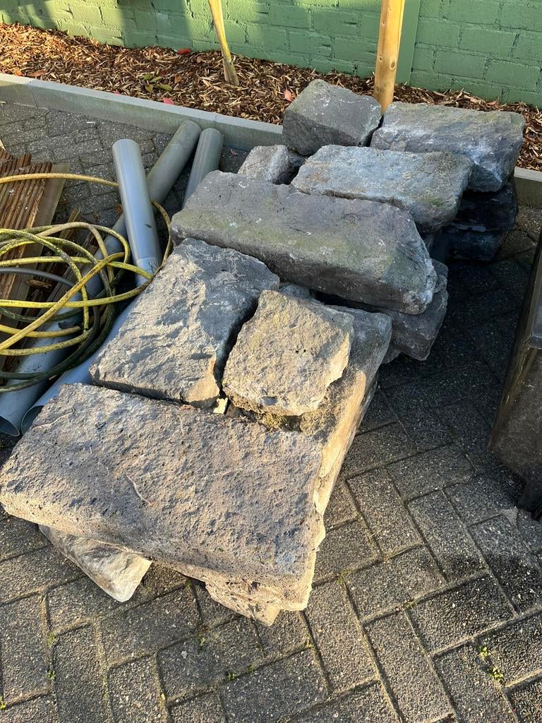 Natuursteen grote blokken, Tuin en Terras, Ophalen, Overige materialen, Gebruikt, Kei