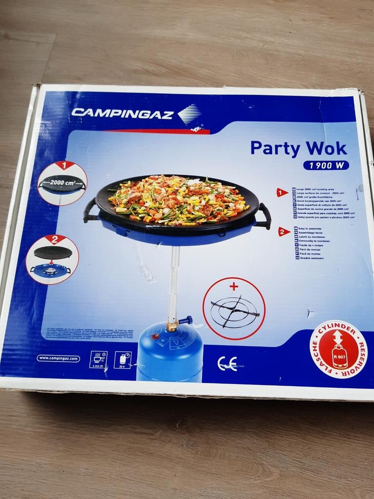 Party Wok, Ophalen