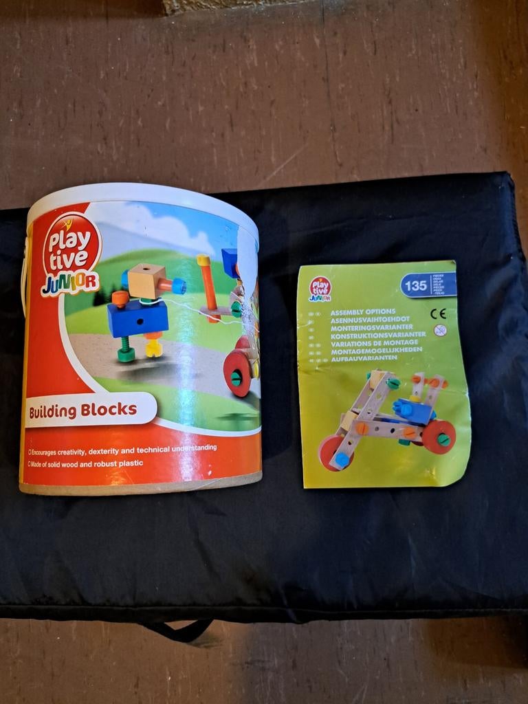 PLAY TIVE JUNIOR CONSTRUCTIE MATERIAAL., Ophalen of Verzenden