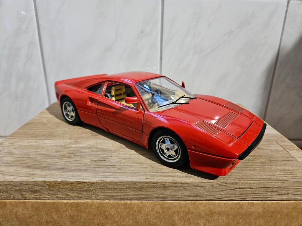 Burago 1984 Ferrari GTO, Ophalen of Verzenden, Zo goed als nieuw, Bburago