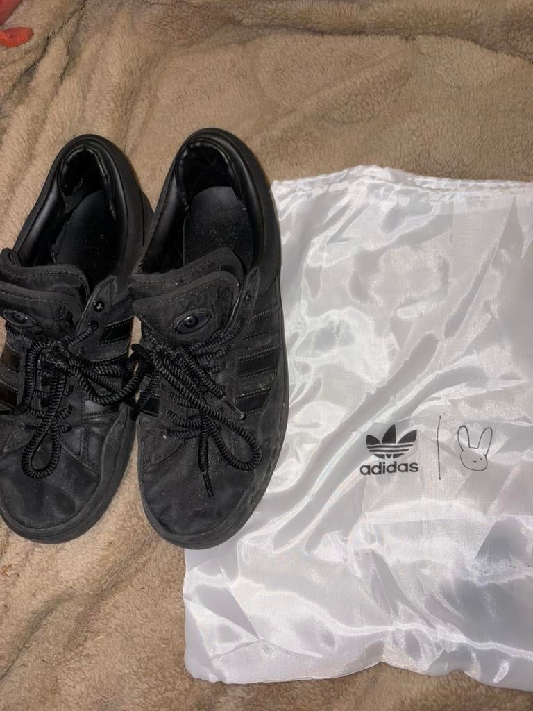 Adidas x bad bunny campus, Kleding | Heren, Schoenen, Zwart, Ophalen of Verzenden, Sneakers of Gympen, Gedragen