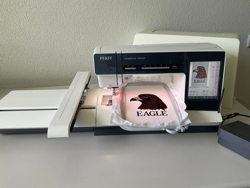 Pfaff Creative Vision Naai- en Borduurmachine, Hobby en Vrije tijd, Naaimachines en Toebehoren, Zo goed als nieuw, Naaimachine