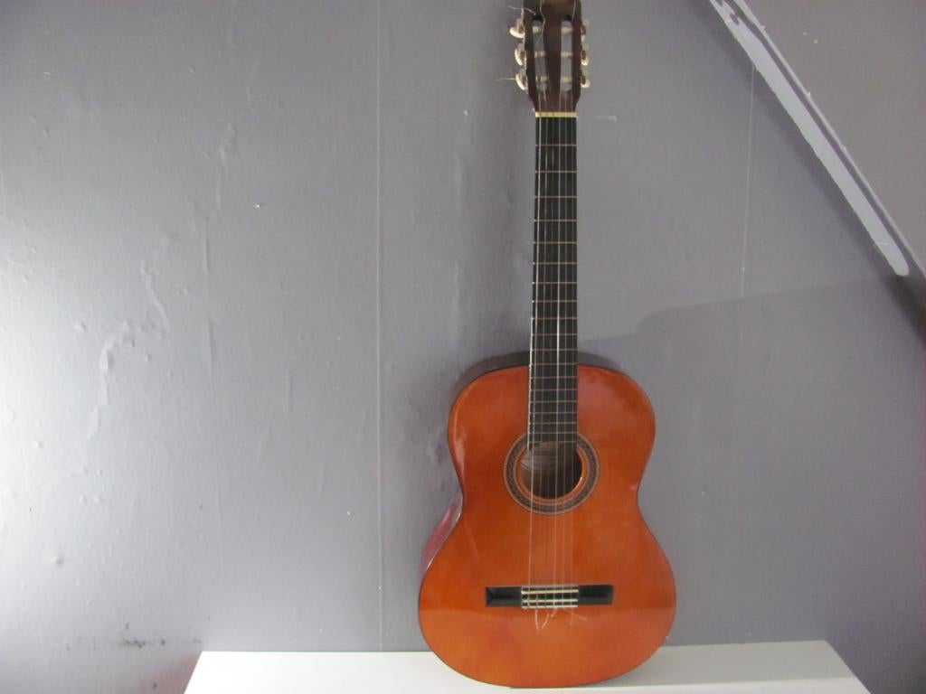 Valencia klassieke beginners gitaar met  snaren, Ophalen, Gebruikt, Klassieke of Spaanse gitaar