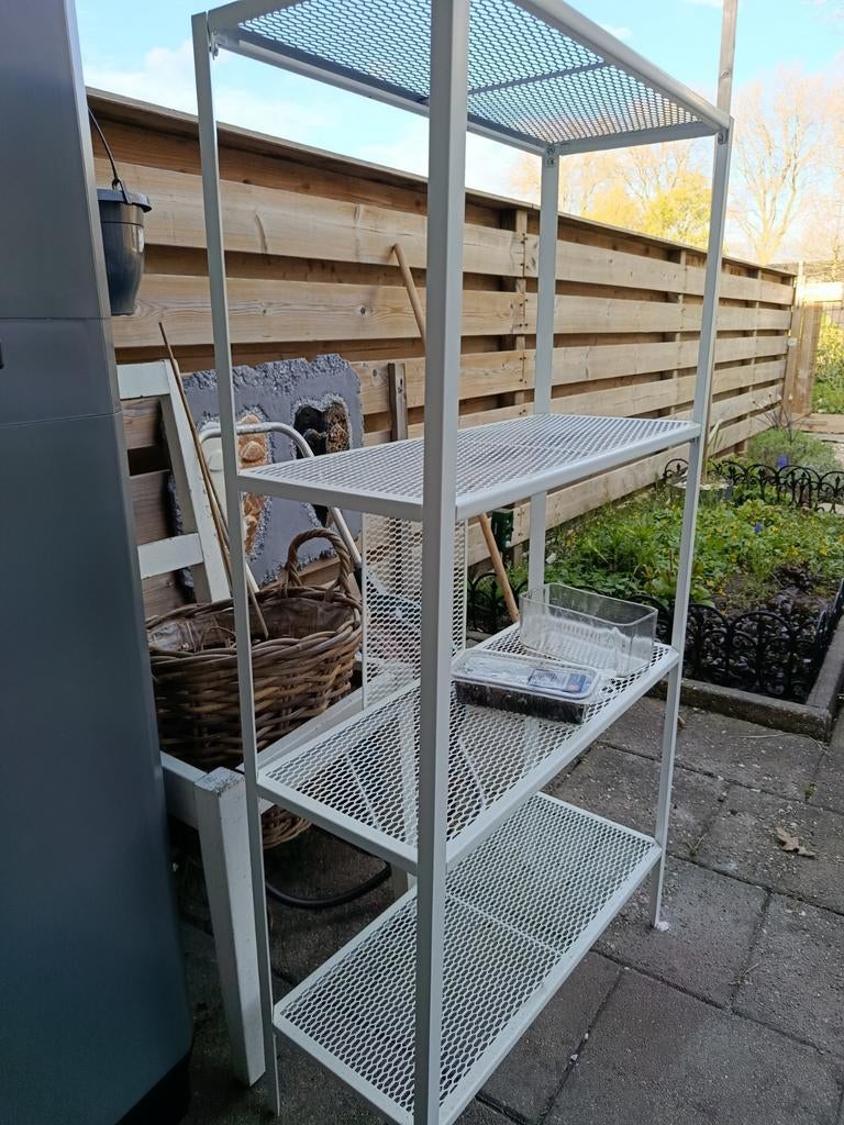 Stelling kast klein voor binnen en buiten, Ophalen