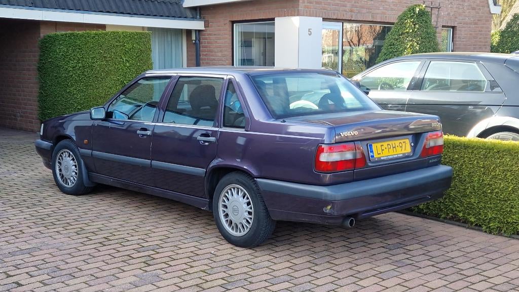 Volvo 850 2.5 I 20V AUT 1995, Auto's, Automaat, Achterwielaandrijving, 1370 kg, Overige kleuren