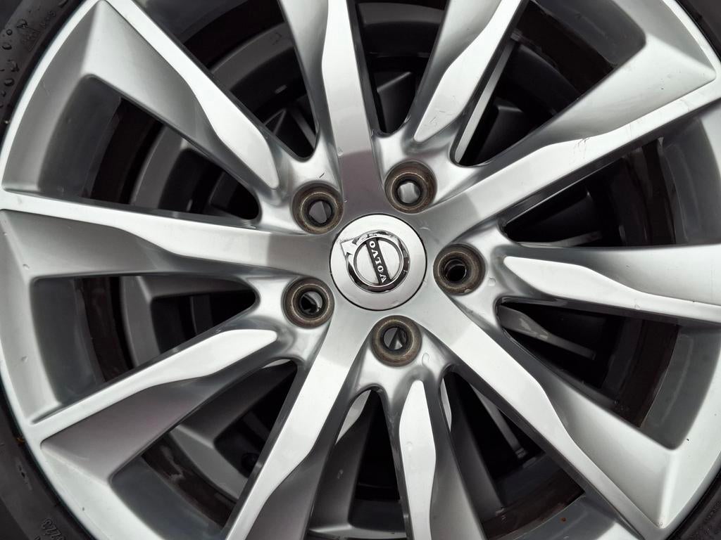 Volvo Velgen V90 18 inch Pirelli All Season Banden, 18 inch, Banden en Velgen, Ophalen of Verzenden, All Season