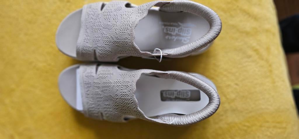 Skechers Slip-ins Arch Fit 2.0 Sandalen dames maat 40, Ophalen of Verzenden