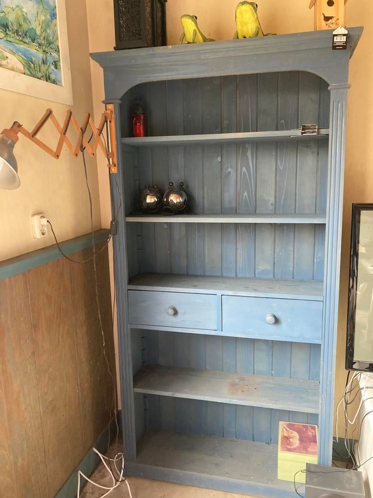 Kasten, Ophalen, Met plank(en), Past ook heel goed n landelijke sfeer, 200 cm of meer