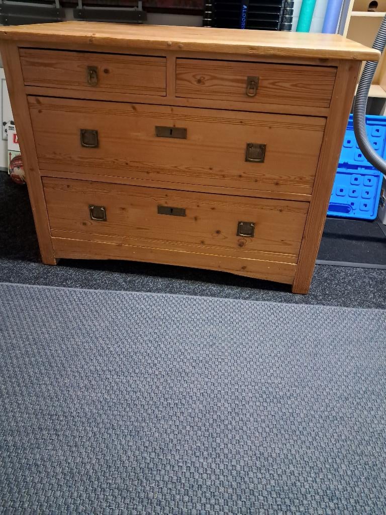dressoir commode in goede staat, Huis en Inrichting, Ophalen, Gebruikt, 100 tot 150 cm, Met lade(s)