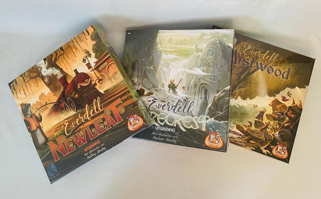 Bordspellen NL Everdell - Mistwood - Newleaf - Spirecrest, White Goblin Games, Nieuw, Ophalen of Verzenden, Een of twee spelers