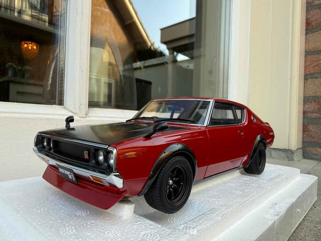 1:18 Nissan Skyline 2000 GT-R KPGC110 rood Autoart 77478, Auto, Autoart, Nieuw, Ophalen of Verzenden