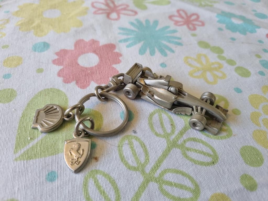 Zeldzame Vintage Ferrari F1 Michael Schumacher Sleutelhanger, Ophalen of Verzenden, Zo goed als nieuw, Formule 1