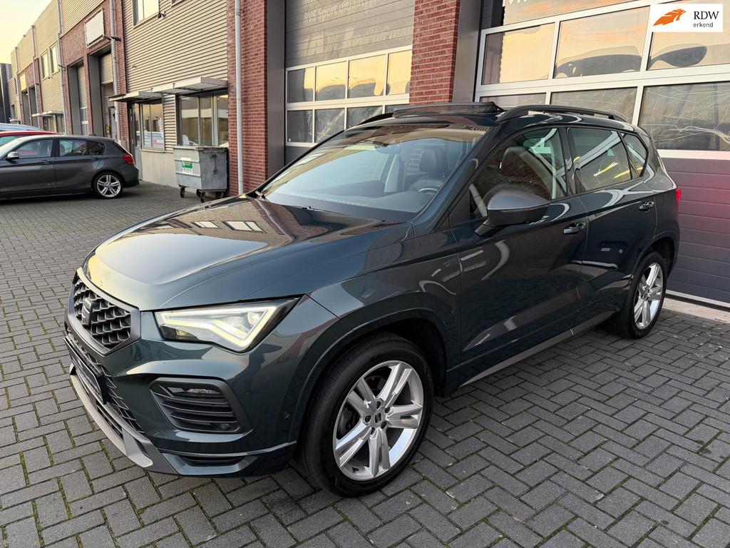 Seat ATECA 1.5 TSI FR LED ACC Pano Virtual 360cam Trekhaak, 15 km/l, 4 cilinders, Ateca, Bedrijf
