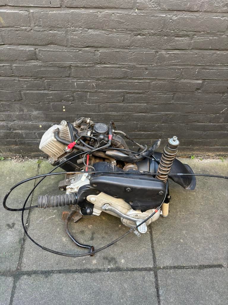 Alle Vespa Onderdelen: LX S LXV ET 2 en 4 Takt Brom en Snor, Ophalen of Verzenden, Zo goed als nieuw, Benzine, Vespa LX